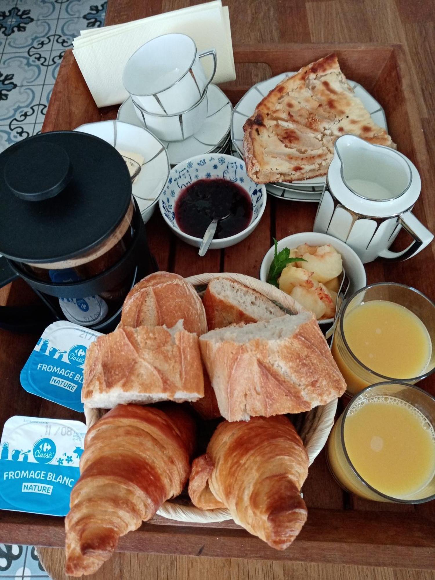Rose Garden Bayeux Bed & Breakfast Екстериор снимка